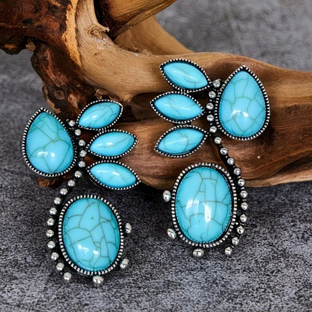 Elegant Blue Western Statement Earrings NWT!
